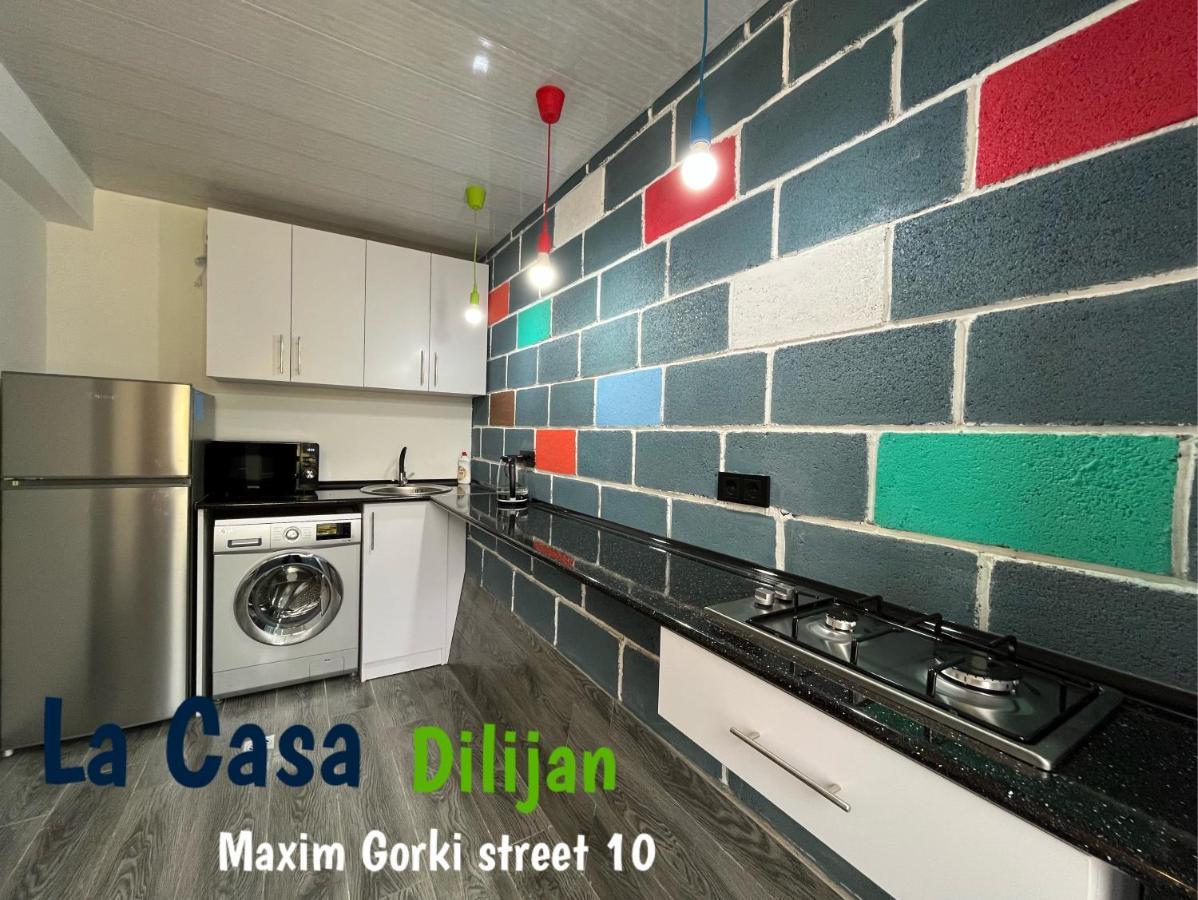 Hostel La Casa ดีลีจาน ภายนอก รูปภาพ